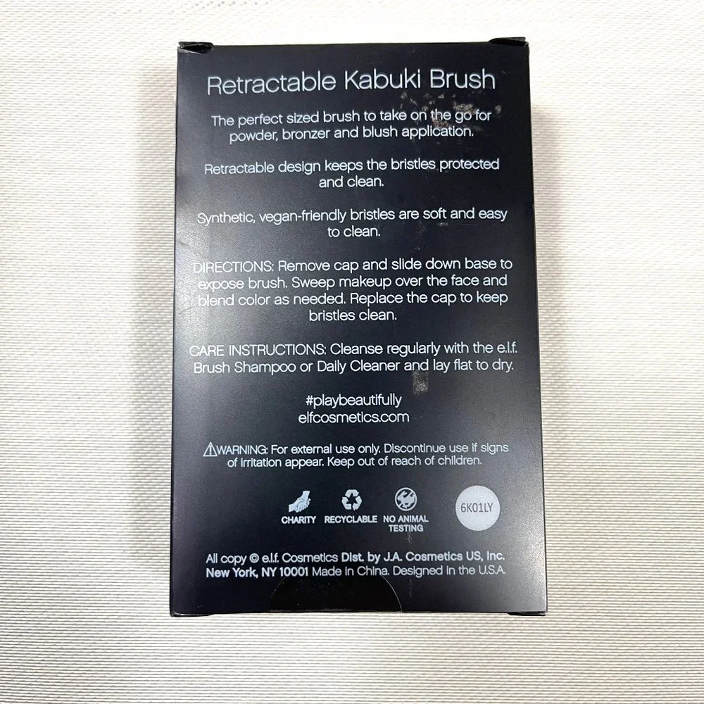 NIB e.l.f. Retractable Kabuki Brush